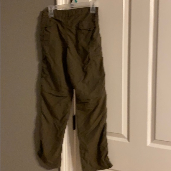 Boys pants convert to shorts - Picture 2 of 7